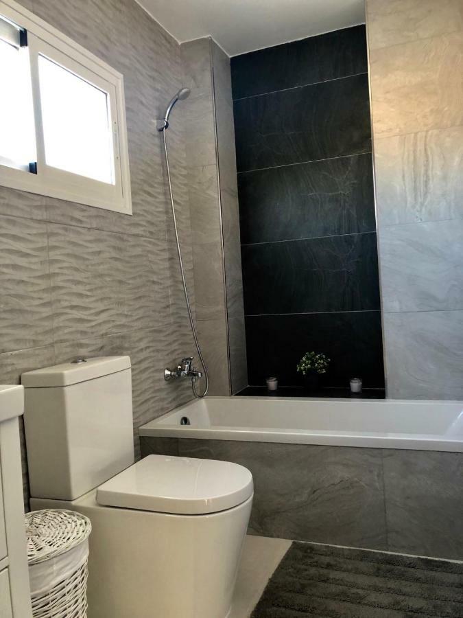Vivienda Avenida De La Manzanilla Villa Sanlúcar de Barrameda Exterior photo