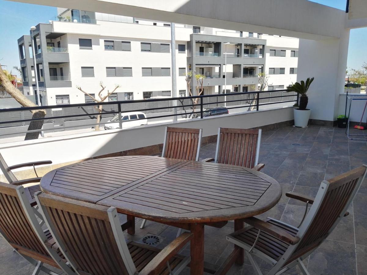 Vivienda Avenida De La Manzanilla Villa Sanlúcar de Barrameda Exterior photo